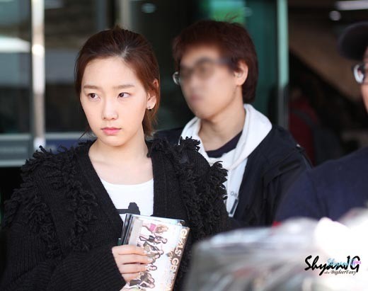 Girls' Generation TaeYeon looks Cute even Without Make-up